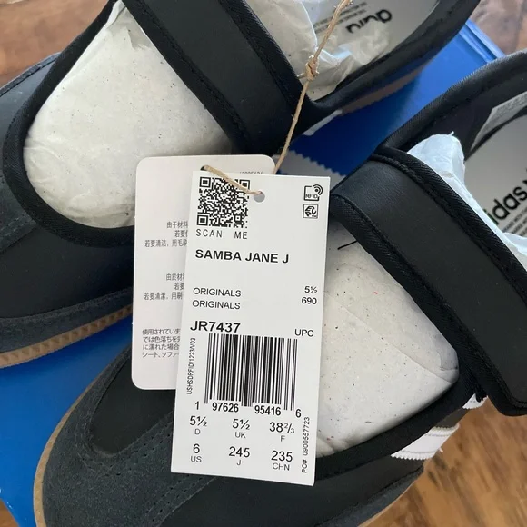 Adidas Samba Jane Shoes - Picture 4 of 8